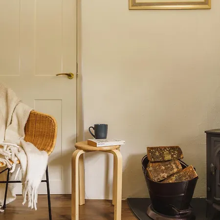 Steps Cottage, Holiday home